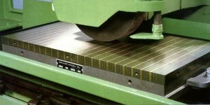 แม่เหล็กไฟฟ้า Unigrip